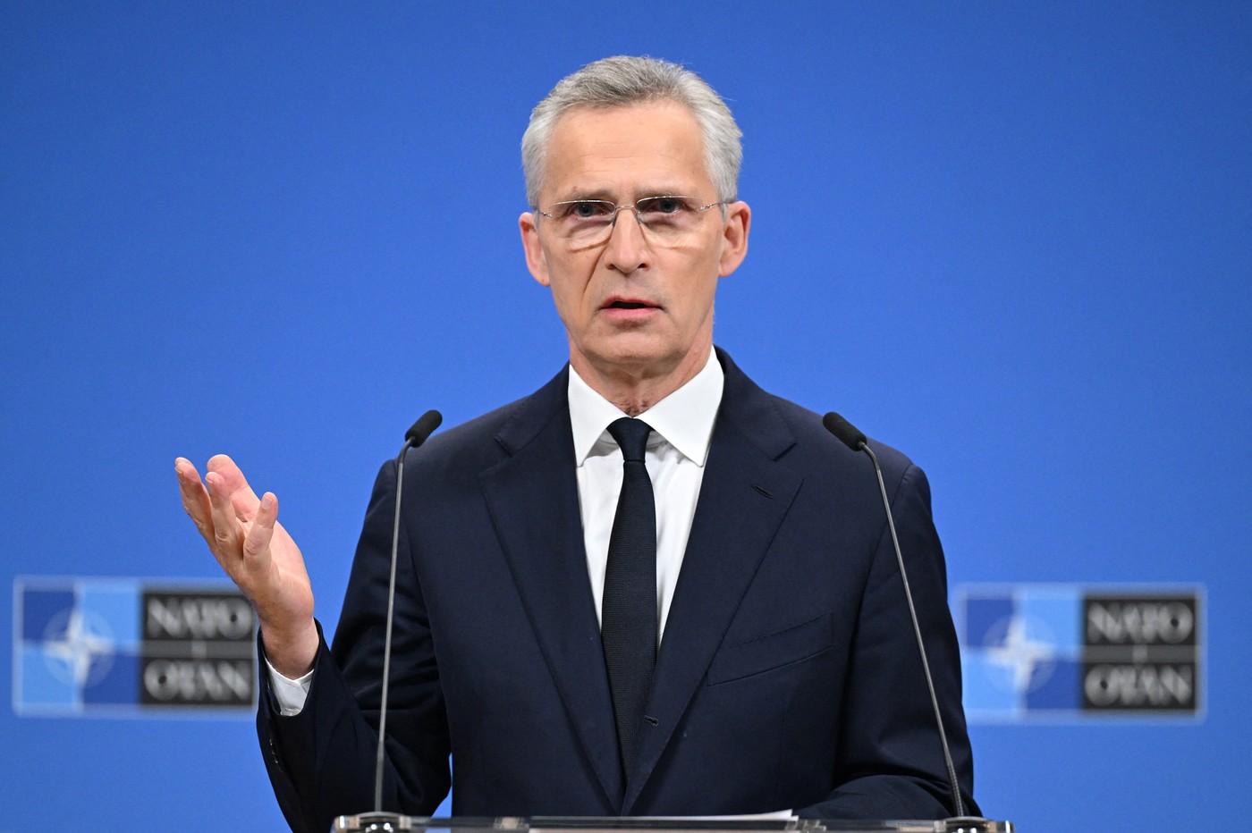 Země NATO slíbily Ukrajině další protivzdušné systémy, řekl Stoltenberg 