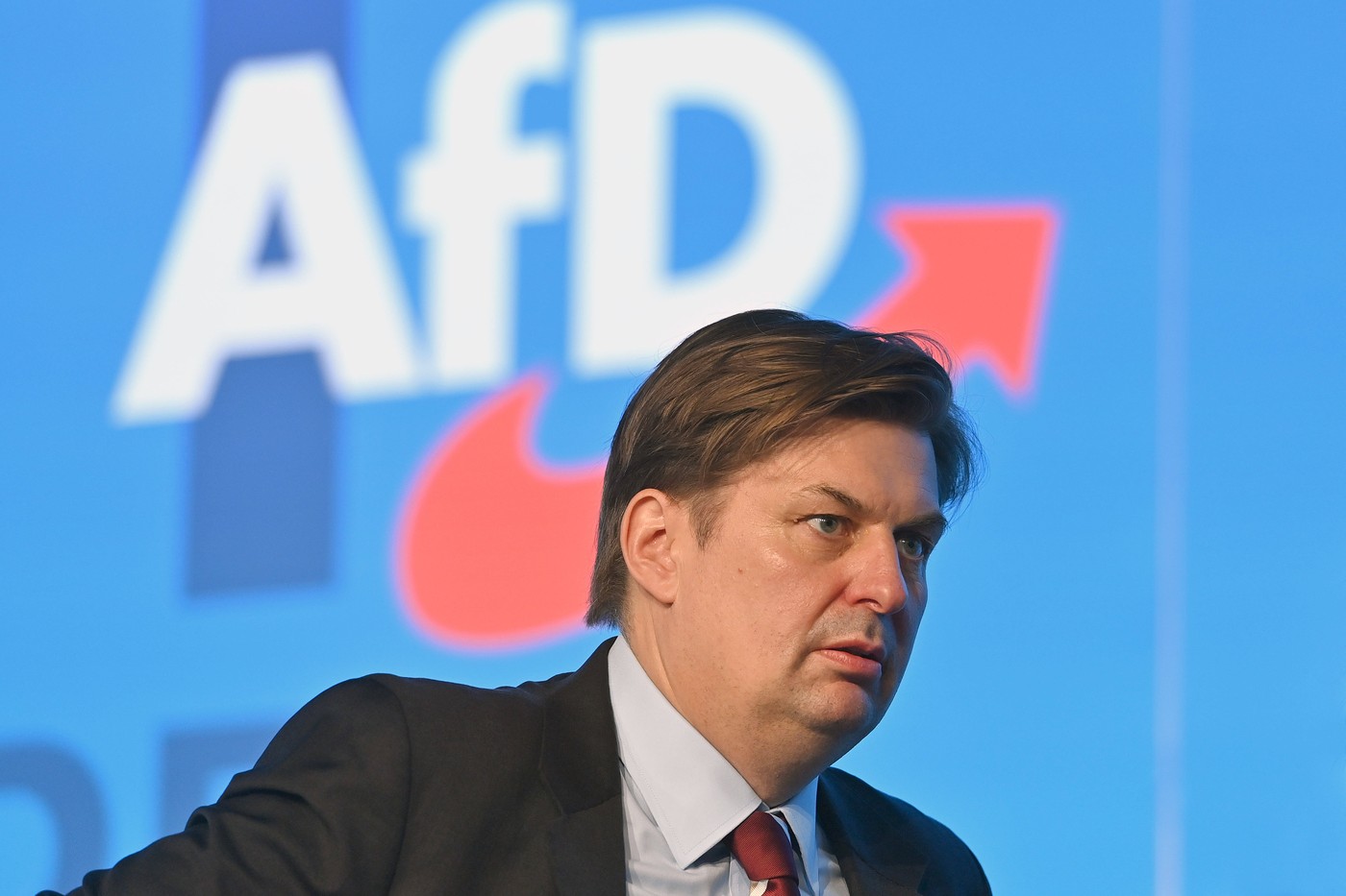 Krah i přes špionážní kauzu zůstává lídrem kandidátky AfD pro eurovolby 