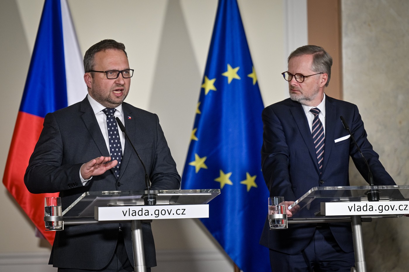 Bez důchodové reformy by se musely v budoucnu výrazně snižovat důchody, nebo navyšovat daně, uvedl Jurečka