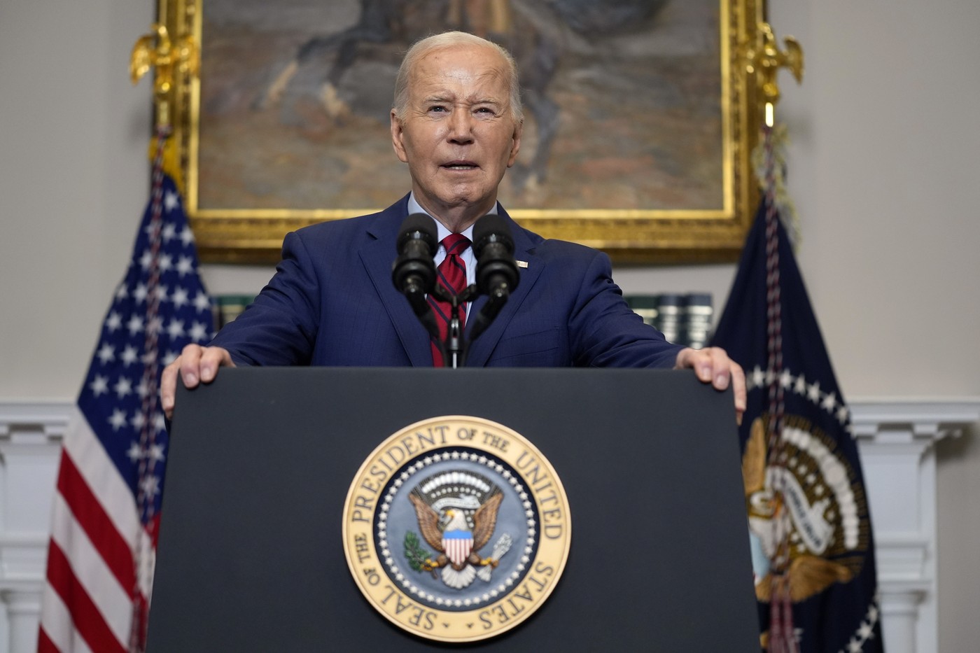 Biden: Protesty nesmí být násilné, pro nenávist a antisemitismus není místo 