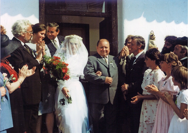 Diváci toužili po pokračování úspěšné komedie. Diváci toužili po pokračování úspěšné komedie.