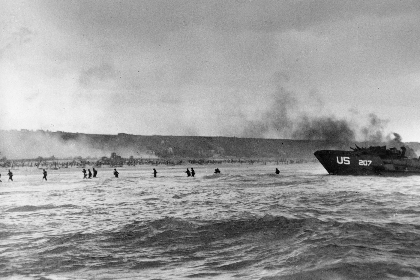 Na oslavy do Normandie jede z Plzně 35 historických amerických vozů a 100 lidí