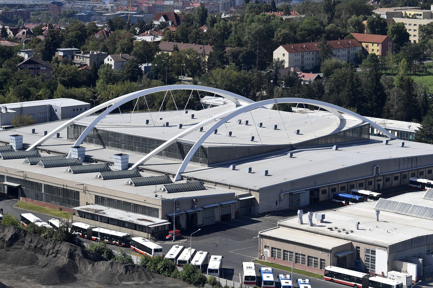 Cizinec zadržený po žhářském útoku v Praze je ve vazbě, hrozí mu výjimečný trest 
