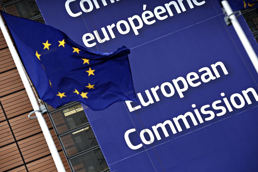 Evropská komise zahajuje řízení se sedmi členskými zeměmi EU, které překračují stanovené rozpočtové deficity, patří mezi ně i Slovensko