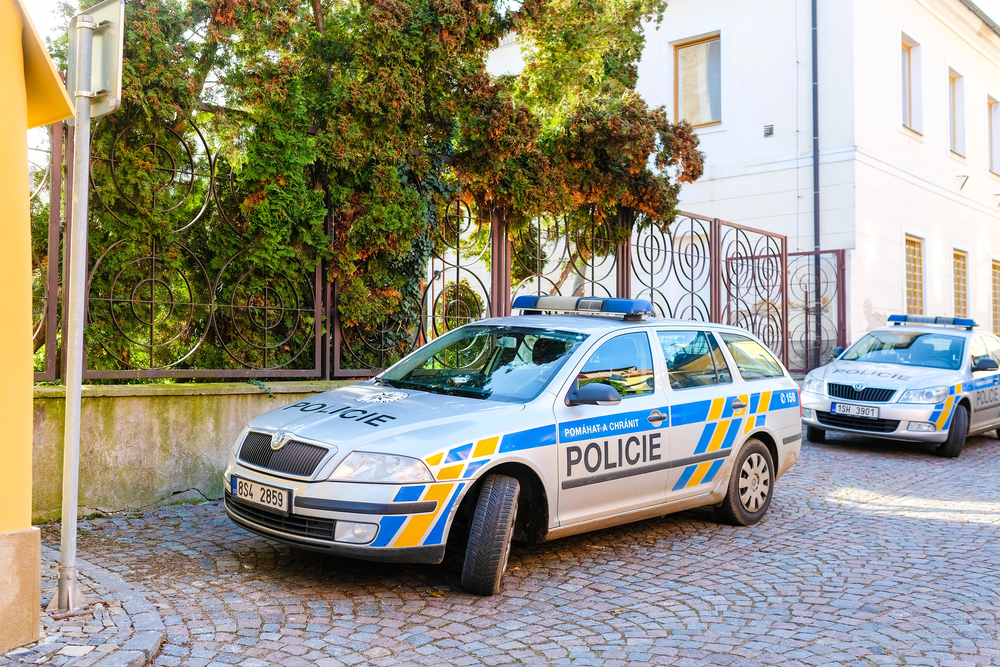 Policie s počátkem prázdnin zesílí dohled nad bezpečností a plynulostí silničního provozu v Česku