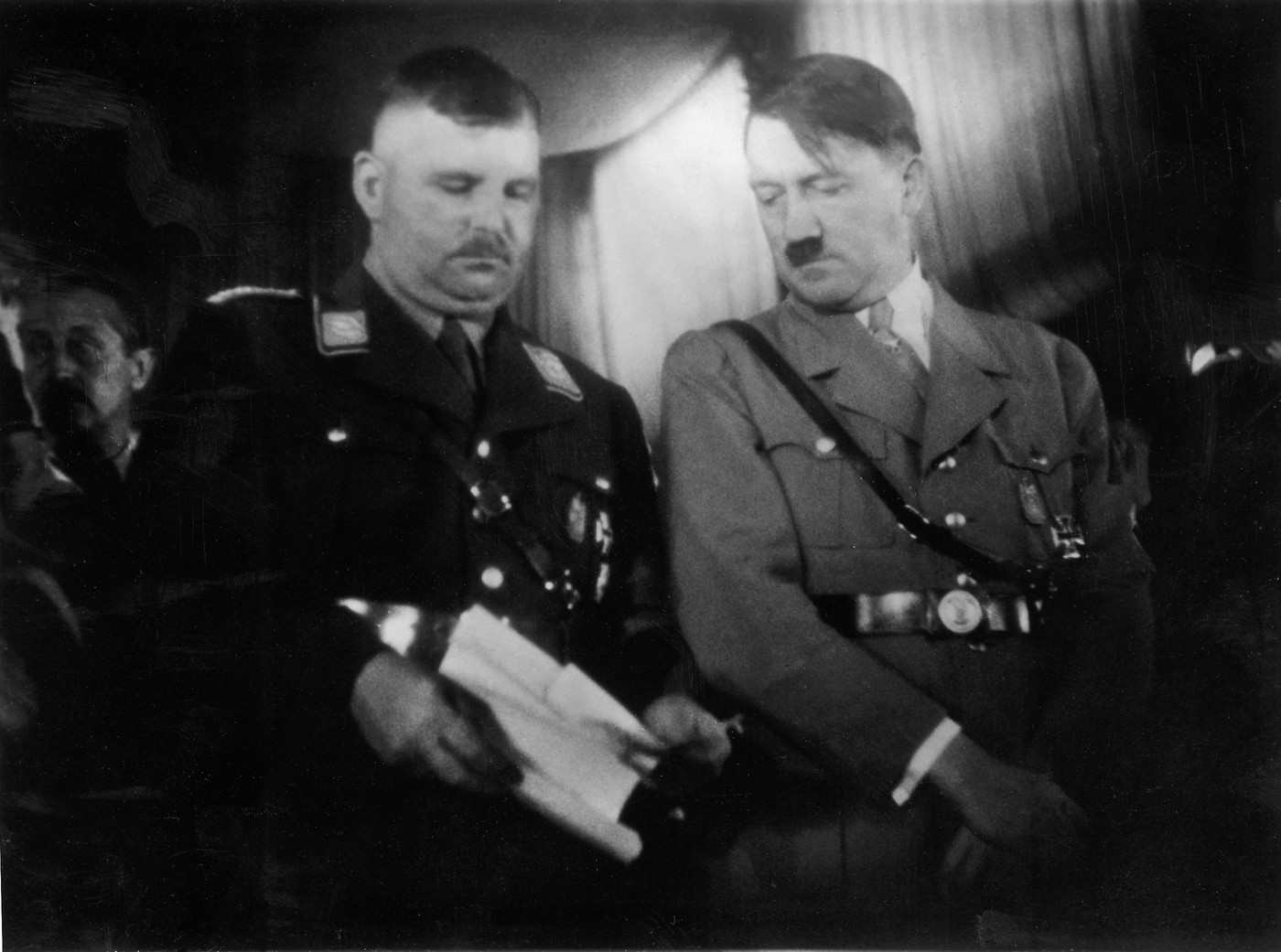 Před 90 lety Adolf Hitler zlikvidoval opozici ve vlastních řadách
