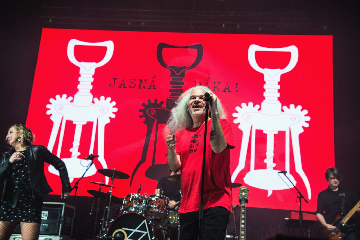 Legendární rocková kapela Jasná páka zamíří v létě do Prahy a Brna