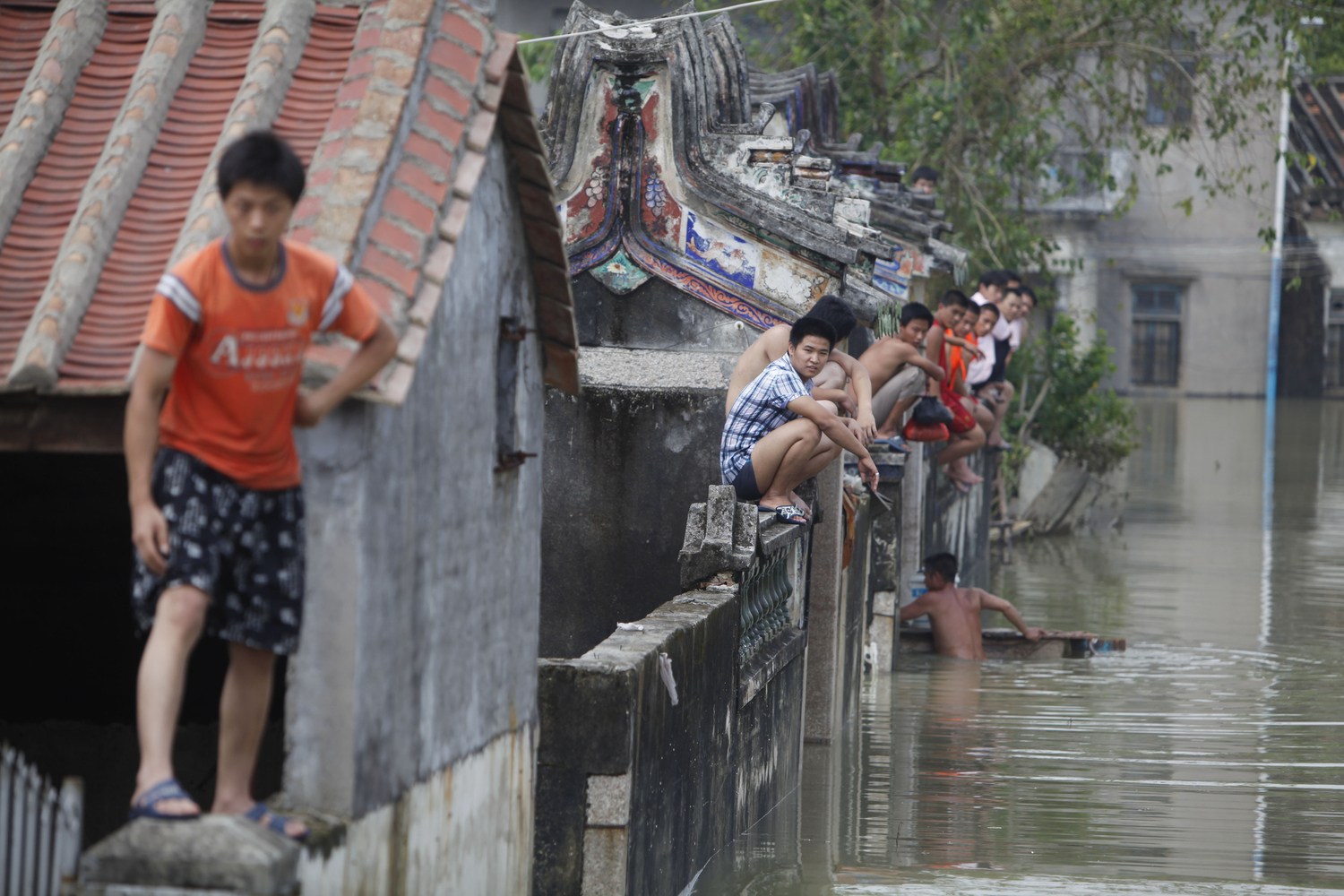 Tajfun Gaemi na jihovýchodě Číny vyhnal z domovů na 300.000 lidí, píše Nová Čína Tajfun Gaemi na jihovýchodě Číny vyhnal z domovů na 300.000 lidí, píše Nová Čína