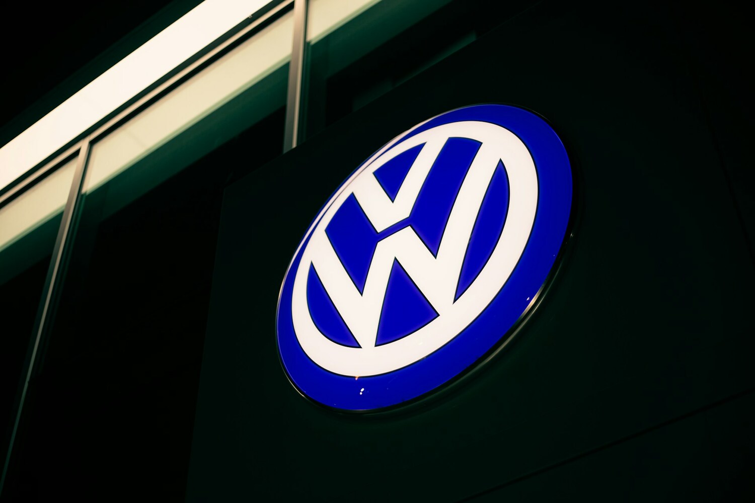 Volkswagenu v pololetí klesl zisk o 11 procent na deset miliard eur Volkswagenu v pololetí klesl zisk o 11 procent na deset miliard eur