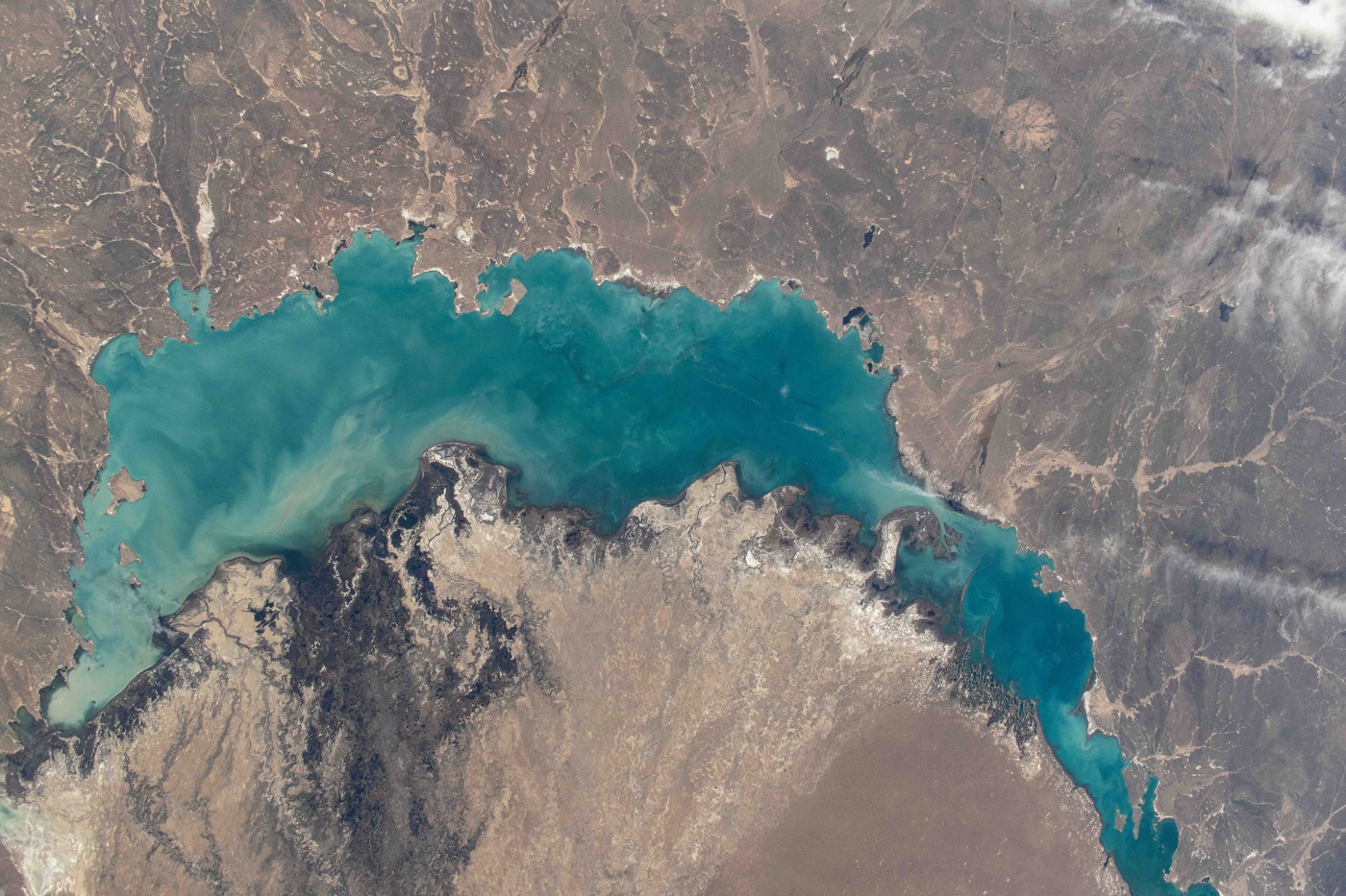 AFP: Kazachstánské jezero Balchaš bude asi následovat osud Aralského jezera