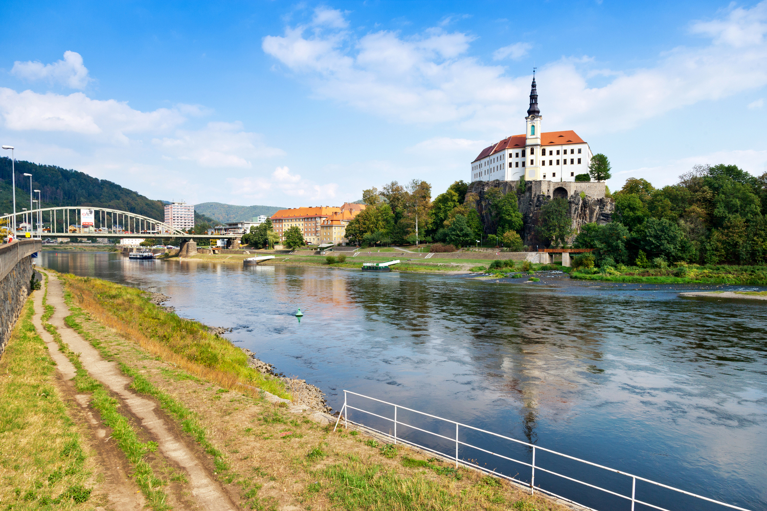 Stát plánuje prohloubit koryto řeky Labe pro přepravu součástek pro Dukovany