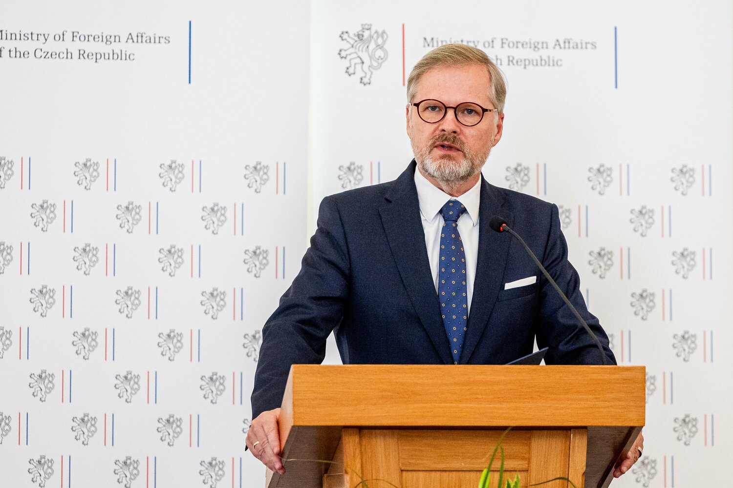 Politolog Fiala již deset let řídí ODS, kterou dovedl zpět do vlády