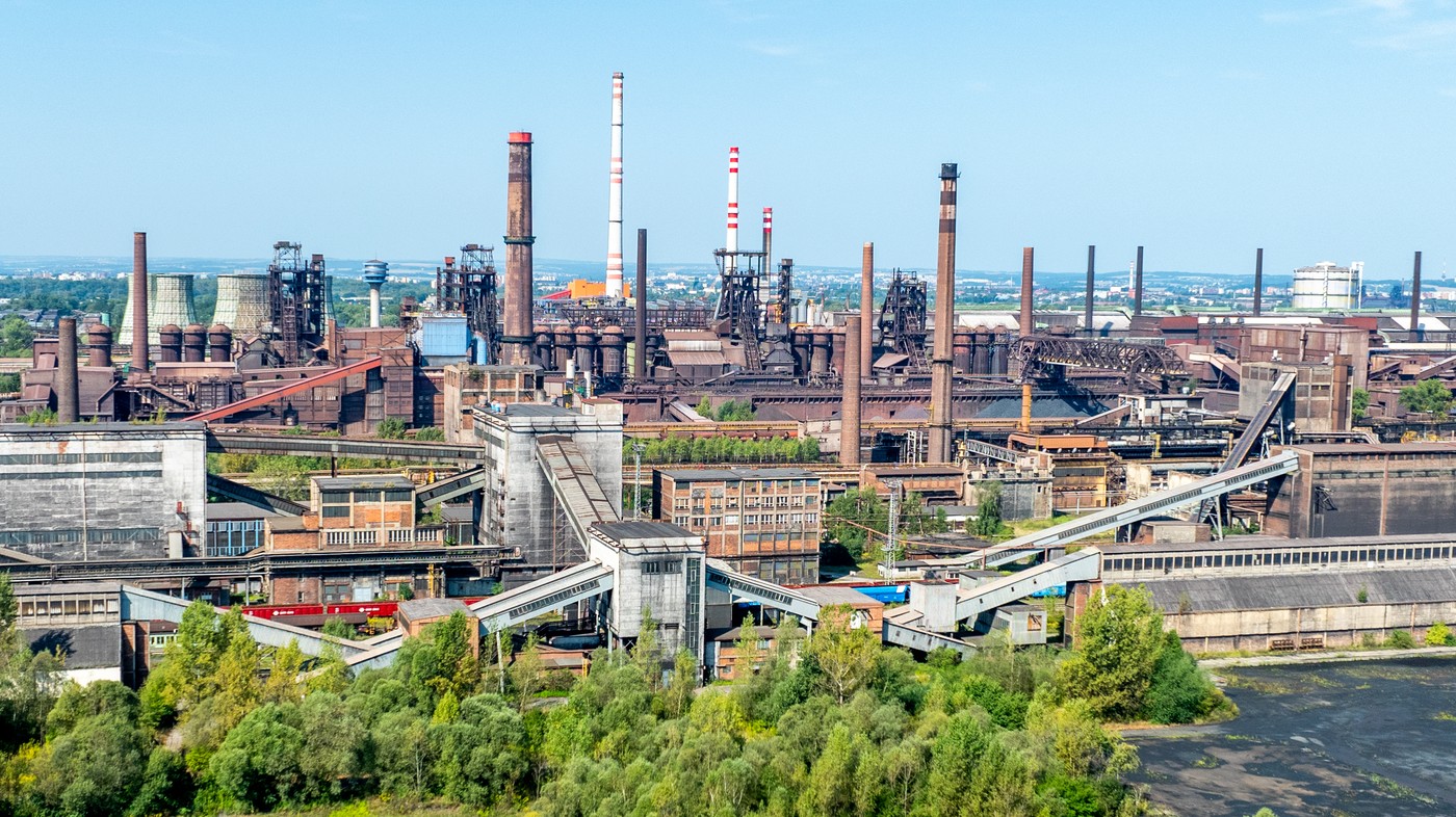 Firmu Tameh Czech, jež dodávala energie Liberty Ostrava, kupuje Hubáčkova UCED