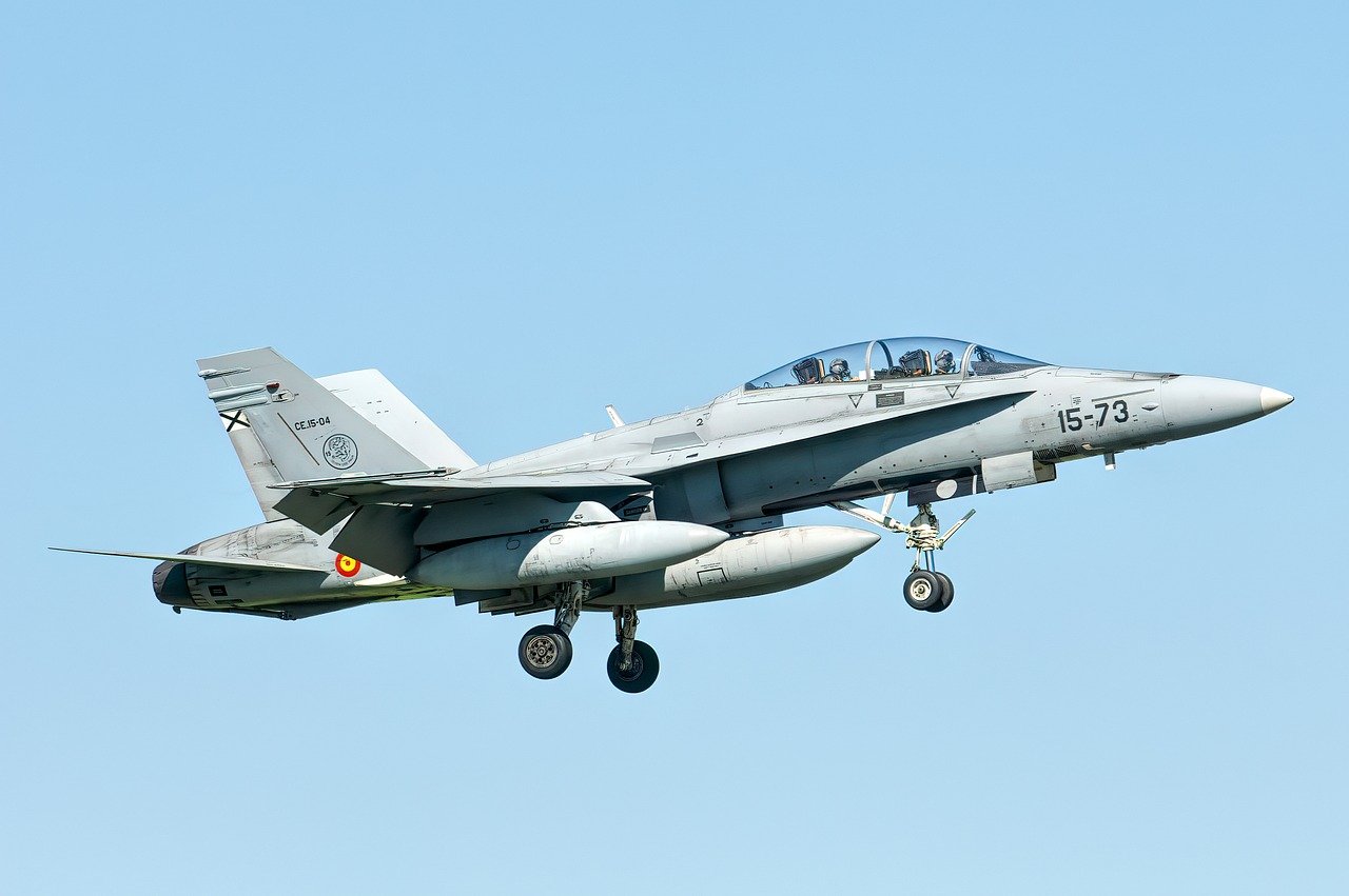 Armádní pilot na východě Španělska havaroval se stíhačkou F-18, zahynul