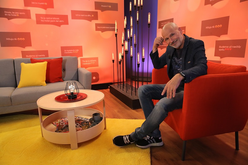 Honza Musil se cítí dobře v novém studiu. 