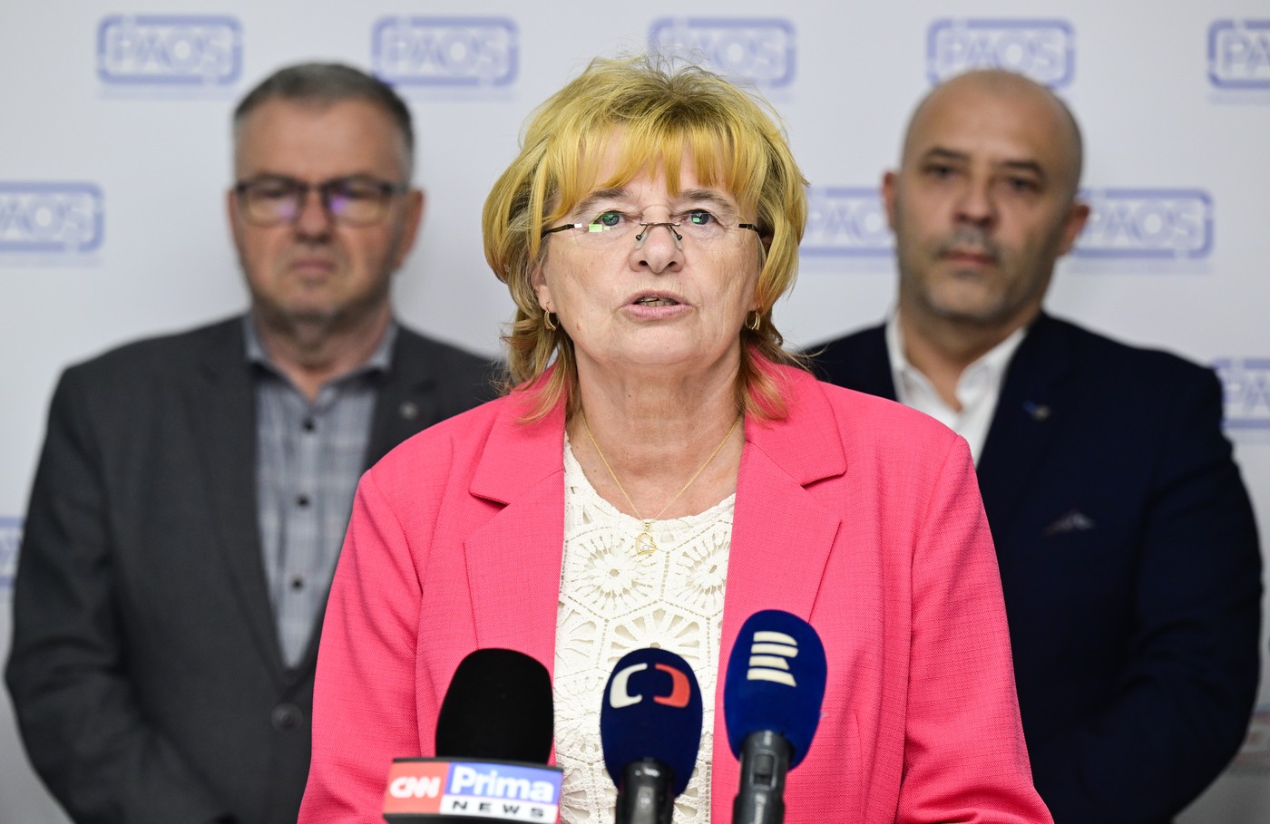Zdravotnické odbory odkládají protesty za vyšší mzdy na příští rok