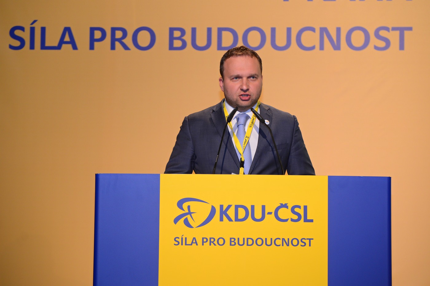 Vedení KDU-ČSL pod tlakem: Jurečka obhajuje pozici předsedy navzdory nespokojenosti ve straně