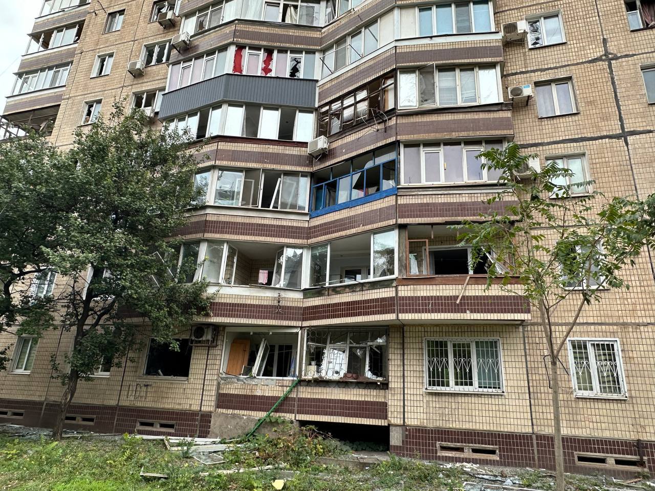 Ruský útok na Kryvyj Rih zranil 17 lidí, ukrajinský mířil na závod s výbušninami