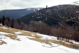 V Krkono&scaron;&iacute;ch napadl prvn&iacute; sn&iacute;h.