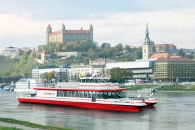 Twin City Liner prostě jede.