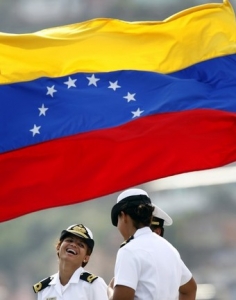 Sličné Venezuelky očekávají ruské námořníky. Dovolenka?