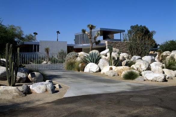 Dům v poušti v kalifornském Palm Springs navrhl Richard Neutra. Dům v poušti v kalifornském Palm Springs navrhl Richard Neutra.