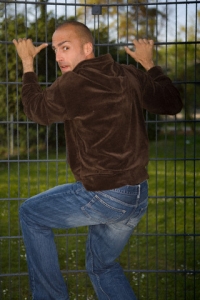Prchaj&iacute;c&iacute;ho lapku v&scaron;ak již zbran&iacute; napadnout nelze.