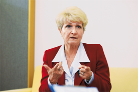 Milada Emmerová zažívá politický comeback.