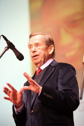 Havel si chtěl v reklamě zahr&aacute;t, nemoc mu to ale nedovolila.