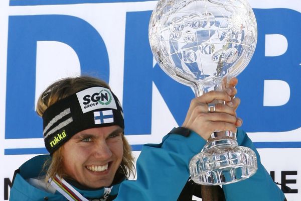 Finský mladík Anssi Koivuranta je nejlepším sdruženářem sezóny. Finský mladík Anssi Koivuranta je nejlepším sdruženářem sezóny.