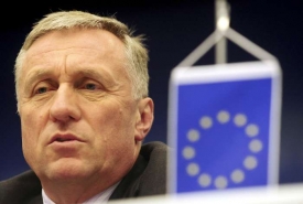 Topolánkovy nejen eurovrásky.