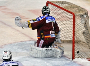Petr Přikryl, současn&yacute; g&oacute;lman hokejistů Sparty.