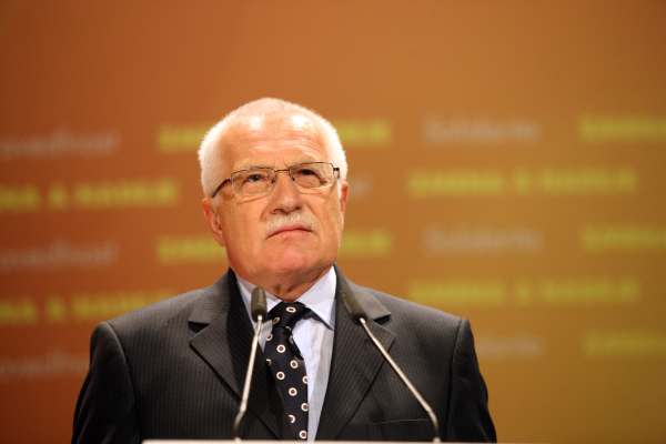 Prezident Klaus v pátek navštívil sjezd ČSSD.