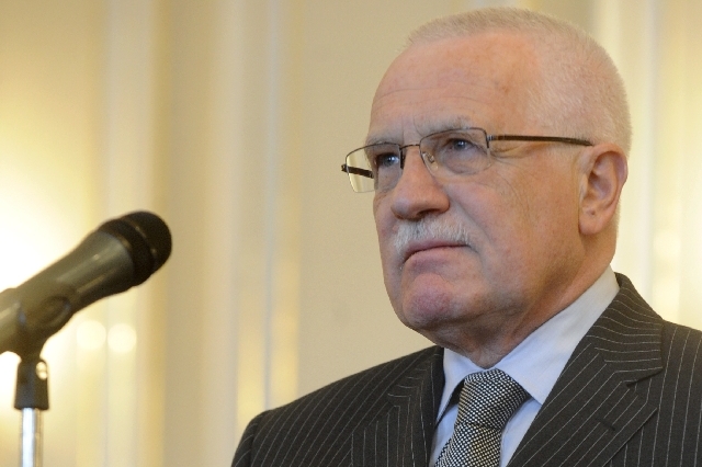 Klaus nemá v úmyslu znovu pověřit Mirka Topolánka sestavením vlády. 