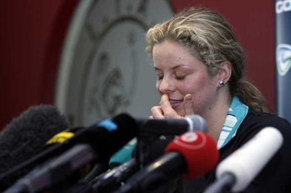 Belgičanka Kim Clijstersová oznamuje návrat k tenisu.