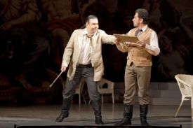 Tomáš Bartůněk a Tomáš Černý v inscenaci Vivat opereta!