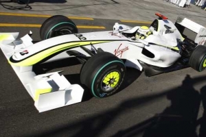 Stáj Brawn překvapivě opanovala kvalifikaci na závod v Melbourne.