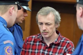 Antonín Novák si chce svůj trest odpykat na Slovensku. Antonín Novák si chce svůj trest odpykat na Slovensku.