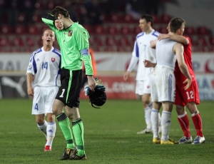 Smutek Petra Čecha v kontrastu s radostí Slováků.