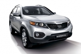Kia Sorento se po sedmi letech objevuje ve druhé generaci.