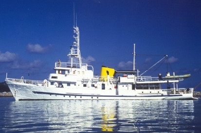 Loď Indian Ocean Explorer. 