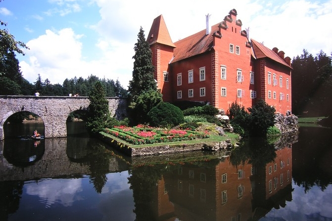 Zámek Červená Lhota.