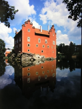 Zámek Červená Lhota.
