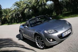 Nejlevnější MX-5 vyjde na 639 tisíc korun.