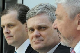 Schwippel (vlevo), Tlustý, Železný: spolu do slunné Evropy.