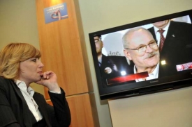 V ringu s těžkou váhou. Rdičová sleduje svého soupeře Gašparoviče.