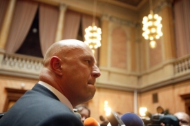 Kandidatura exministra Jul&iacute;nka byla ne&uacute;spě&scaron;n&aacute;.