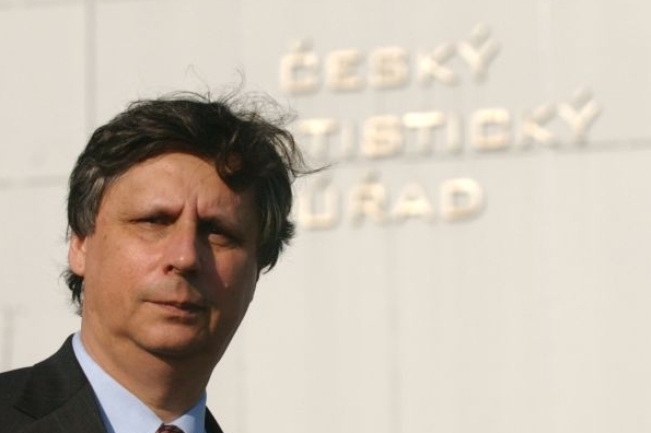 Politici si vybrali: šéf statistického úřadu Fischer má být premiérem.