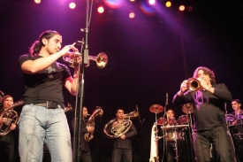 Srbský Boban i Marko Marković Orkestar.