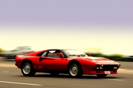 Ferrari 288 GTO se vyrábělo v letech 1984 až 1986.